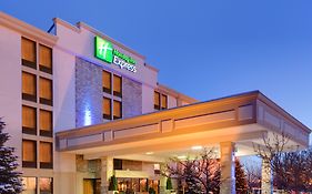 Holiday Inn Express Flint-Campus Area